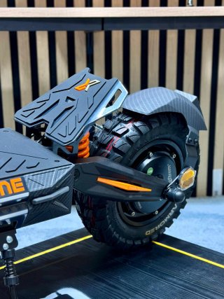 Patinete Eléctrico Ecoxtrem Armored One 1000W