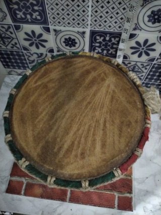 Timbal de madera altura 24cm ancho 20cm