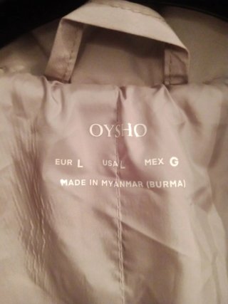 Gabardina OYSHO Acolchada Beige Talla L