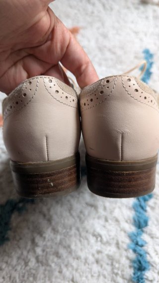 Zapatos Clarks Talla 37 Beige y Rosa