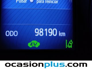 Toyota Auris 140H Hybrid Active 100 kW (136 CV)