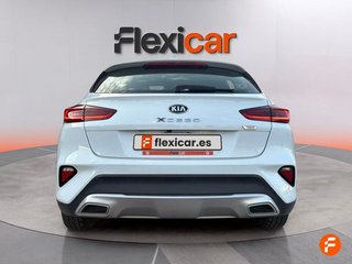 Kia XCeed 1.6 MHEV iMT Concept 85kW (115CV)