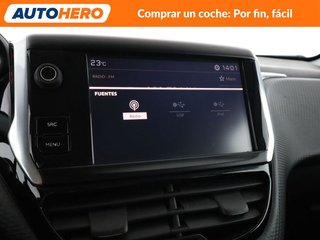 Peugeot 2008 1.2 PureTech Signature