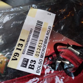 Bolso de viaje espacioso y moderno,  nuevo.