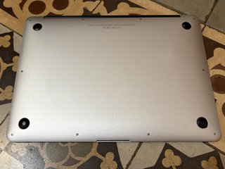 MacBook Air A1466 13 pollici - BATTERIA QUASI NUOVA