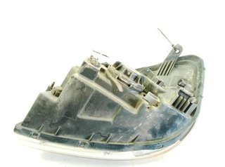 Kia 23085244 921021g020 faro derecho rio ii (jb)