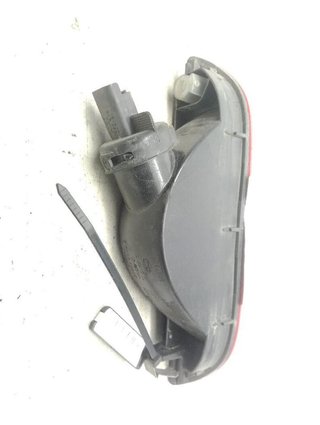 Piloto trasero central nissan 23105317 note (e11,