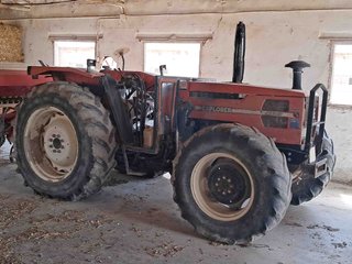 Tractor Same Explorer 80 con pala El Leon y cazo.