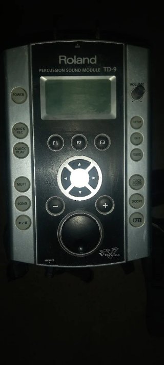 Batería Electrónica Roland TD-9 + Pedal