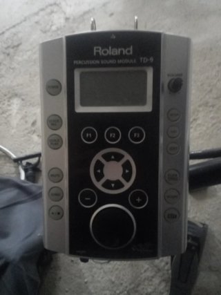 Batería Electrónica Roland TD-9 + Pedal