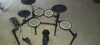 Batería Electrónica Roland TD-9 + Pedal