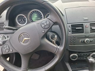 Mercedes-Benz Clase C 2010
