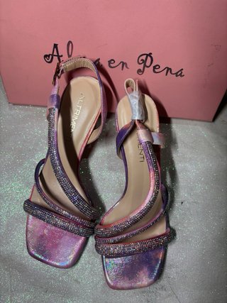 Nuevas Sandalias de tacón con pedrería
