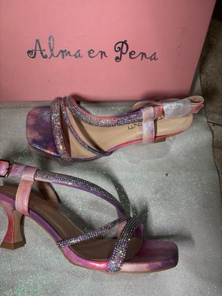 Nuevas Sandalias de tacón con pedrería