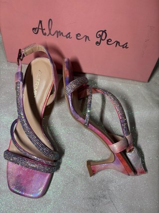 Nuevas Sandalias de tacón con pedrería