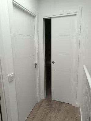 MONTADOR DE PUERTAS INSTALADOR CARPINTERO