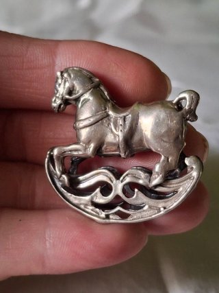 Cavallino a dondolo e cigno in Argento 800
