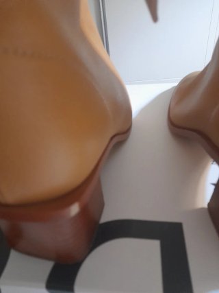 Elegantes botines color vainilla