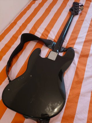 Bajo Réplica Jazz Bass Negra