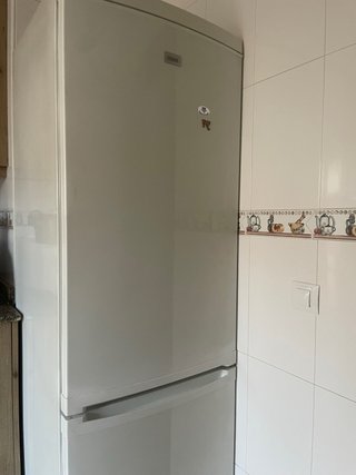Frigorífico blanco Zanussi