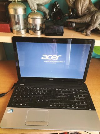 Portátil Acer Intel Pentium