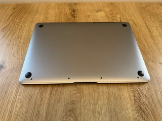 MacBook 12" 2016 Grigio Siderale con Windows e Mac