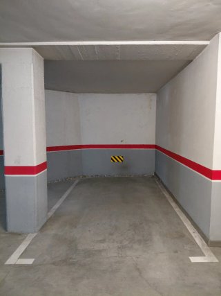 Plaza de garaje en Avda. Fernández Ladreda, 1