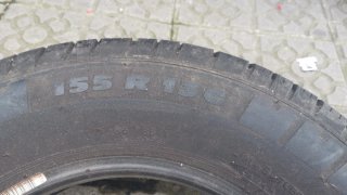 Neumático 155 R 13 C