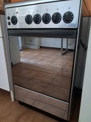 Cucina a gas con forno Ariston , con termocoppia