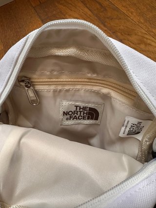 Bandolera The North Face Blanca y Gris
