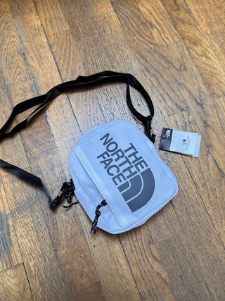 Bandolera The North Face Blanca y Gris