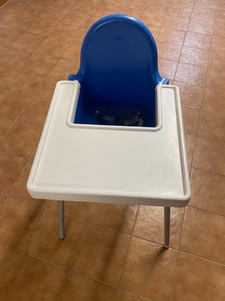 Trona IKEA azul