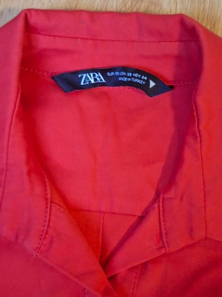Vestido camisero rojo Zara manga larga