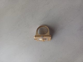 Anillo Sello Versace de oro