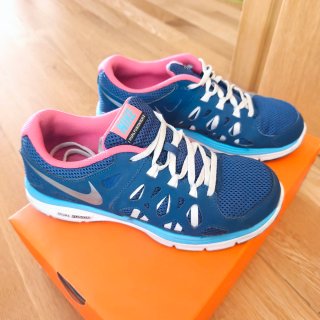 Tenis Nike Dual Fusion Azul y Rosa
