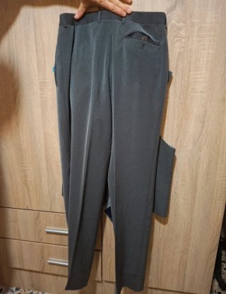 Traje gris
