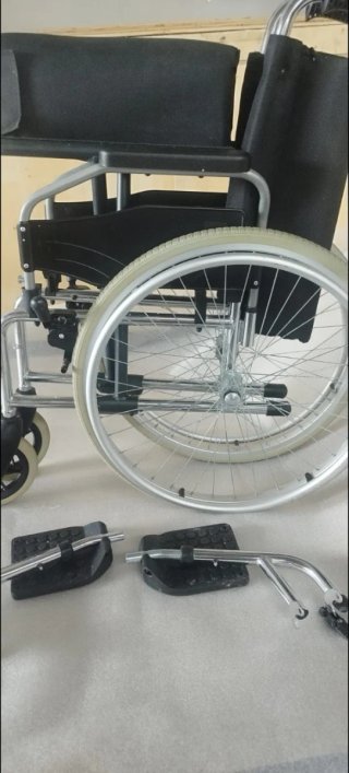 Silla de ruedas plegable