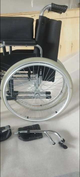 Silla de ruedas plegable