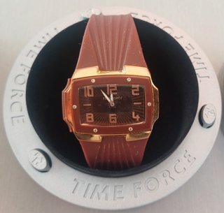 Reloj Time Force Marrón y Dorado