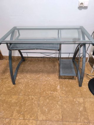 Escritorio PC Cristal y Metal