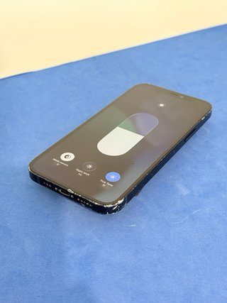 iPhone 12 64GB