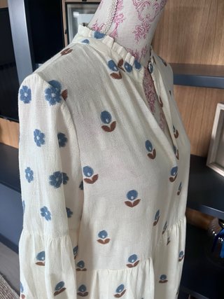 Vestido Vilagallo crema bordado flores