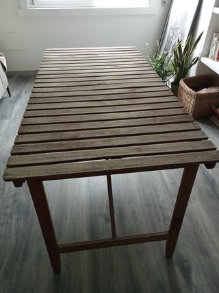 Mesa de centro de madera tanto para interior como