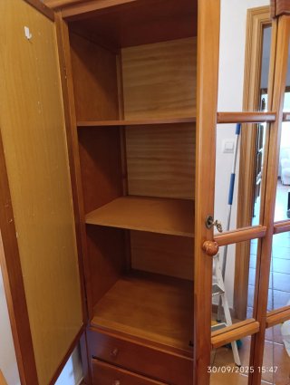 Armario provenzal madera y cristal