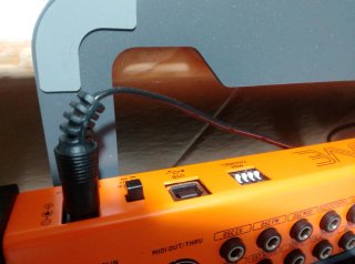 Behringer Crave Sintetizador Analógico