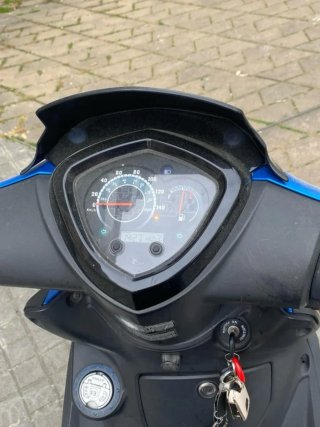 Kymco 125 Scooter Azul Automático