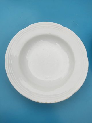 6 Platos hondos antiguos de porcelana