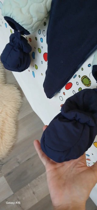 Buzo Timberland Bebé Talla 74 vale para 12 meses +