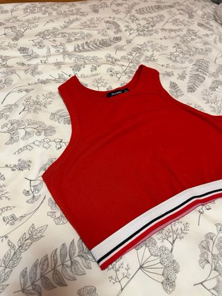 Top Bershka Rojo Talla L