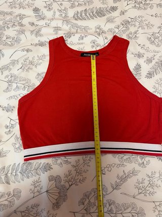 Top Bershka Rojo Talla L